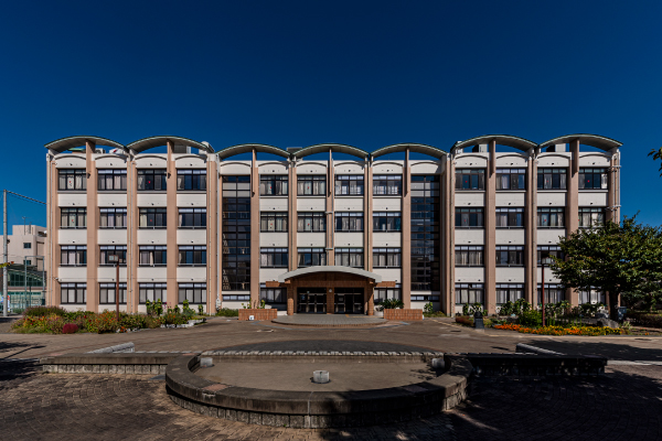 義務教育学校生野未来学園北校舎棟増築その他工事